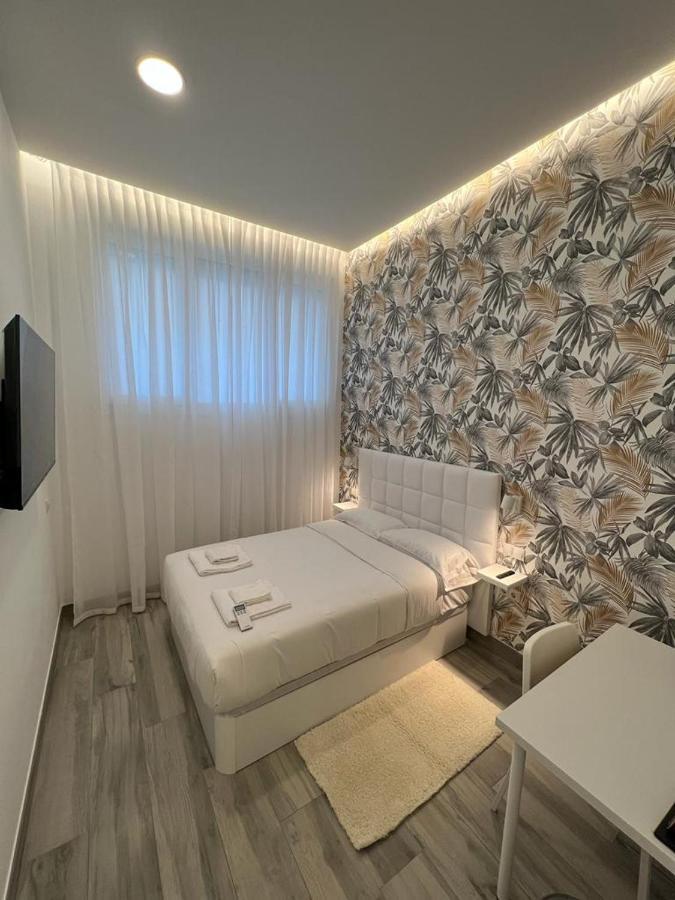 Ch Tanez Carolina A Hotell Madrid Eksteriør bilde