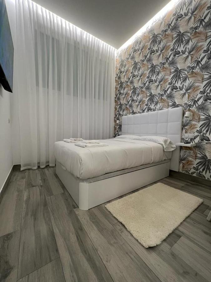 Ch Tanez Carolina A Hotell Madrid Eksteriør bilde