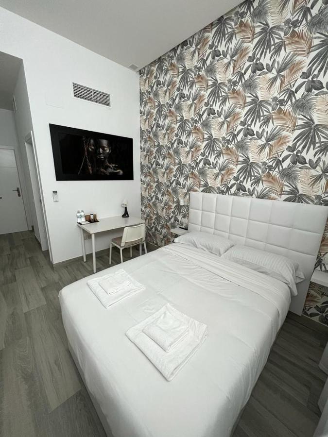 Ch Tanez Carolina A Hotell Madrid Eksteriør bilde